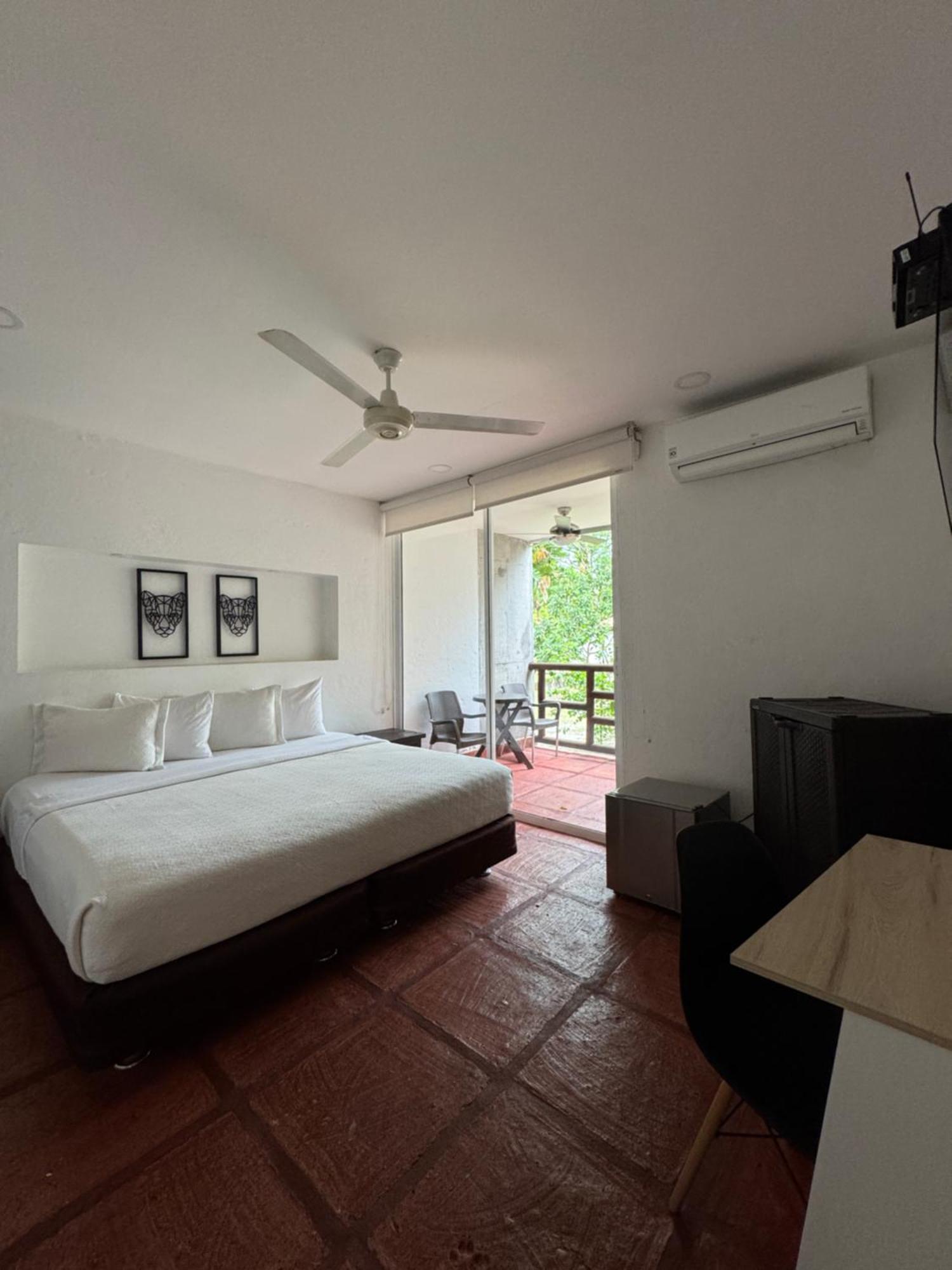 Hotel Boutique Villas De San Sebastian La Palmera Exteriör bild